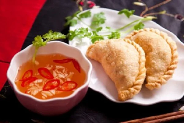 bánh gối nhân thịt