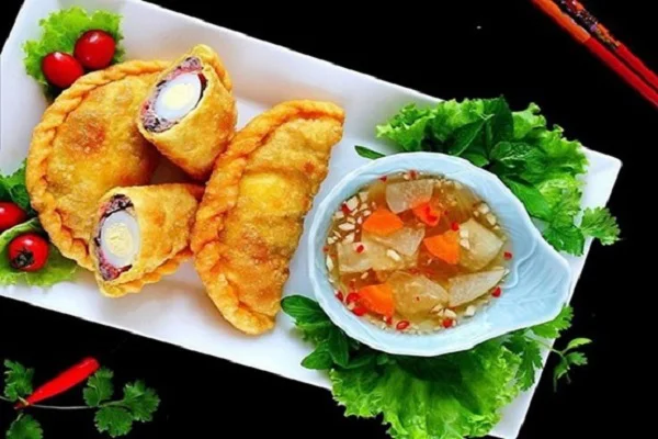 bánh gối nhân thịt